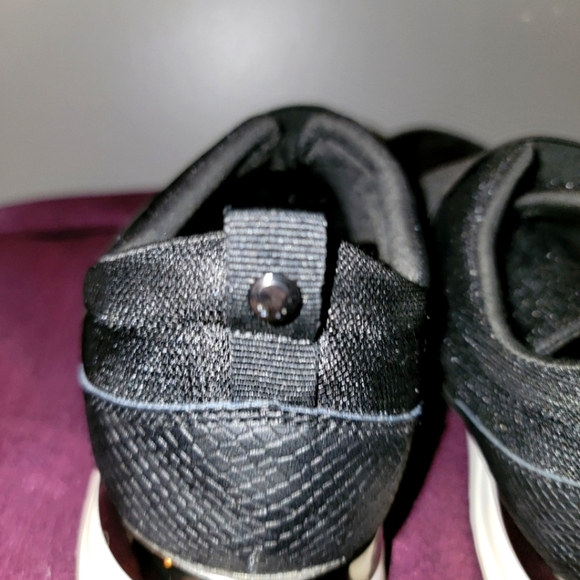 Gloria Vanderbilt Ava Slip on Sneakers Women's 10 - Picture 6 of 9